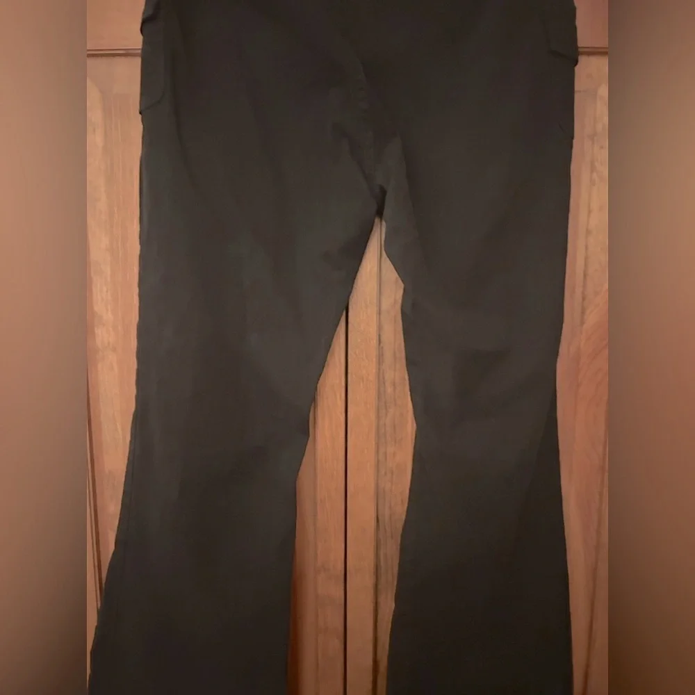 Brandy Melville J. Galt Women Black Agatha Low Rise Boot Cut Cotton Blend Pants